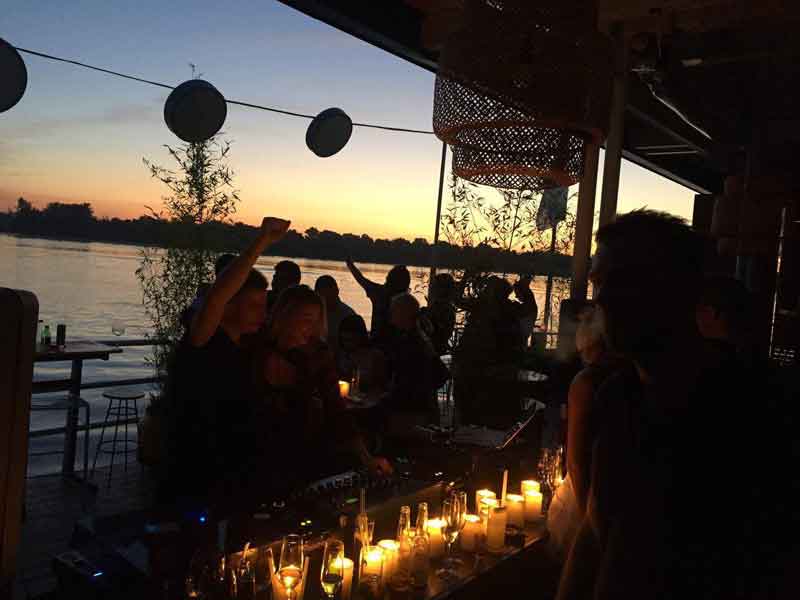 Urbani provod na splavu Pristan